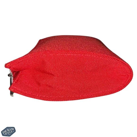 Christian Dior Beauté Red Canvas Travel Cosmetic Pouch – Embossed CD Logo | NEW - Picture 7 of 11